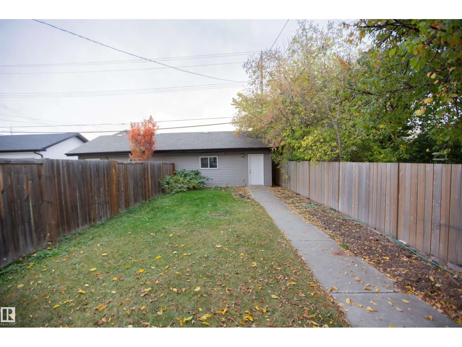 11213 125 ST NW