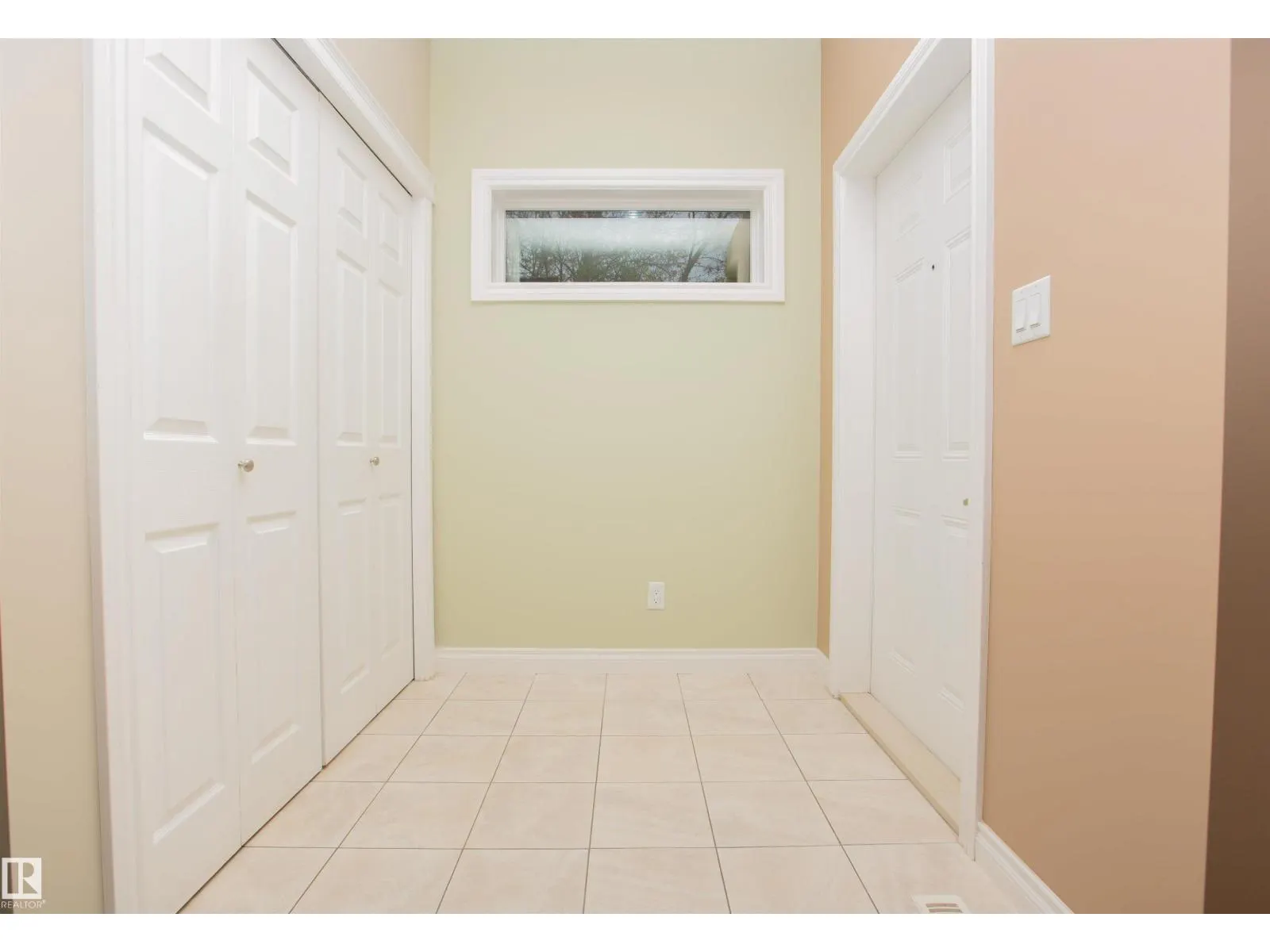 11213 125 ST NW