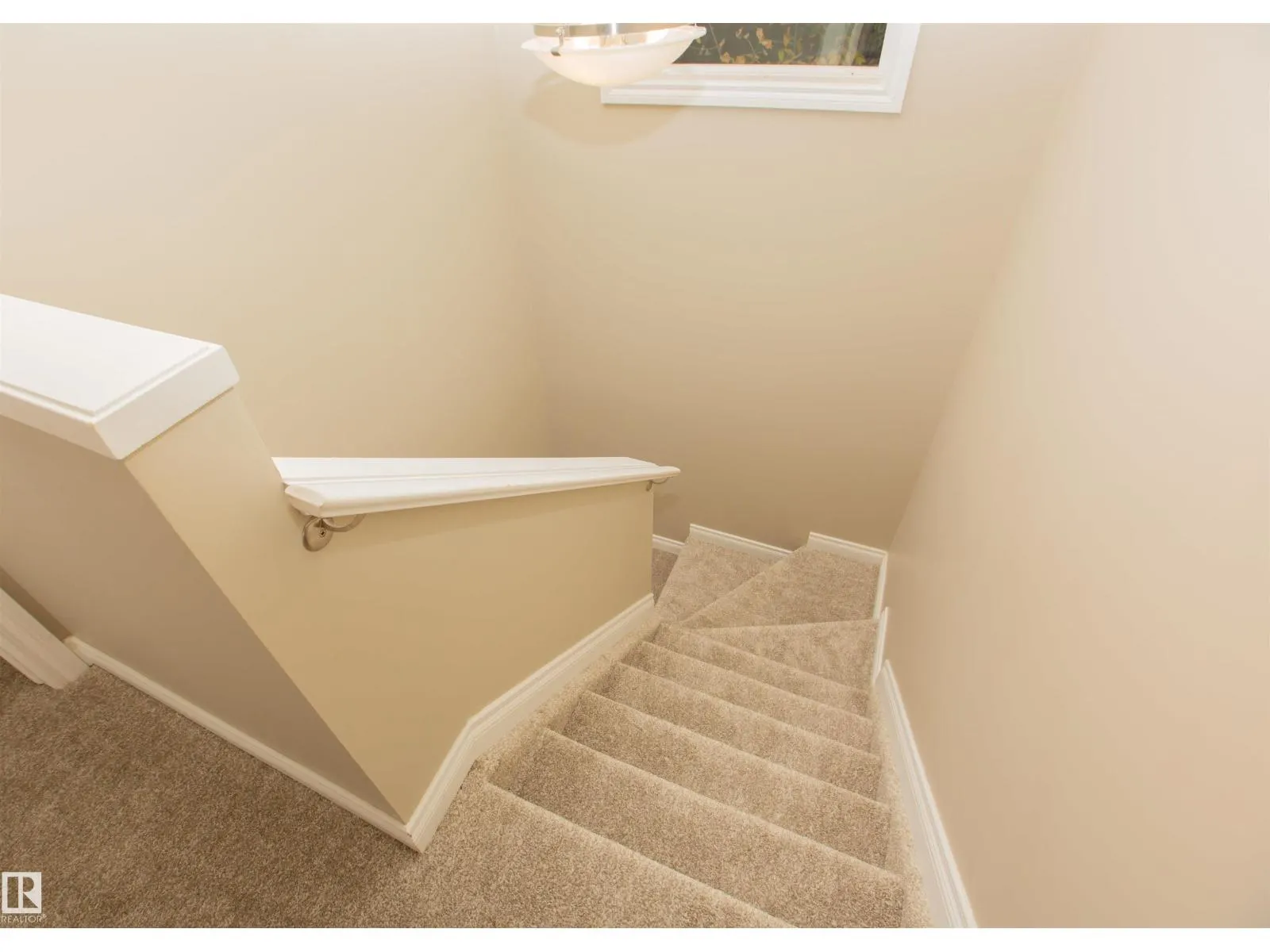 11213 125 ST NW