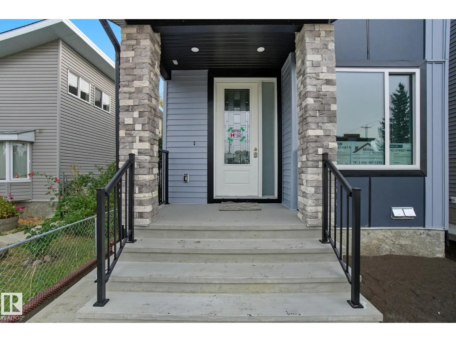 9009 153 ST NW