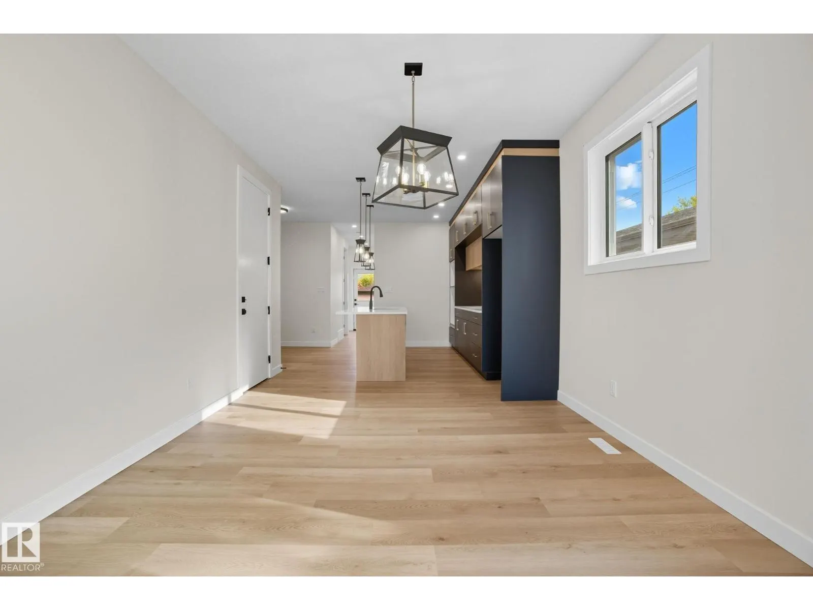 9007 153 ST NW