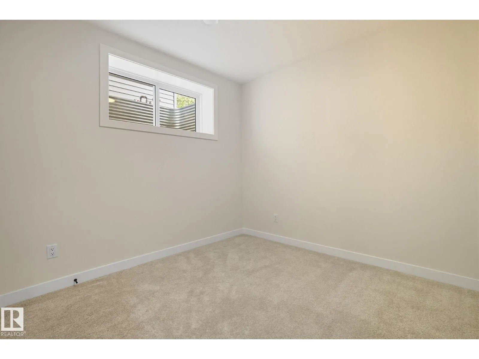 9007 153 ST NW
