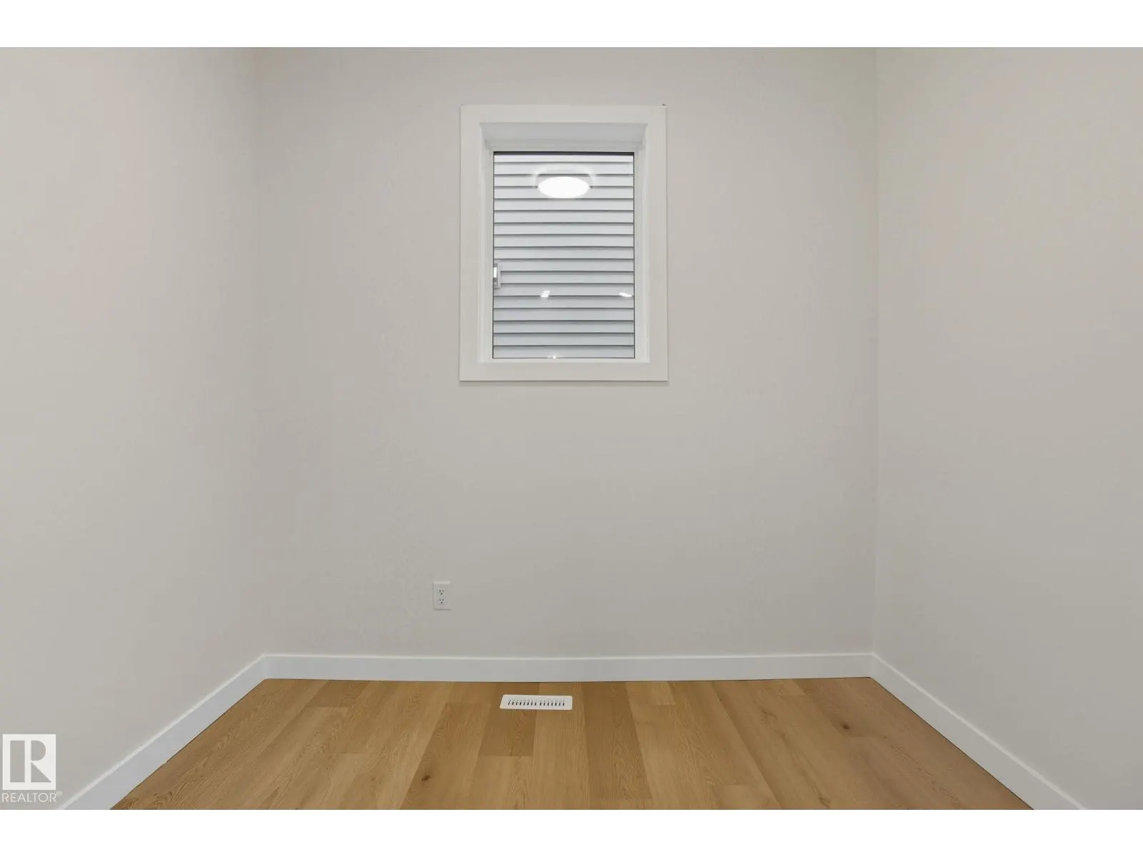 9007 153 ST NW