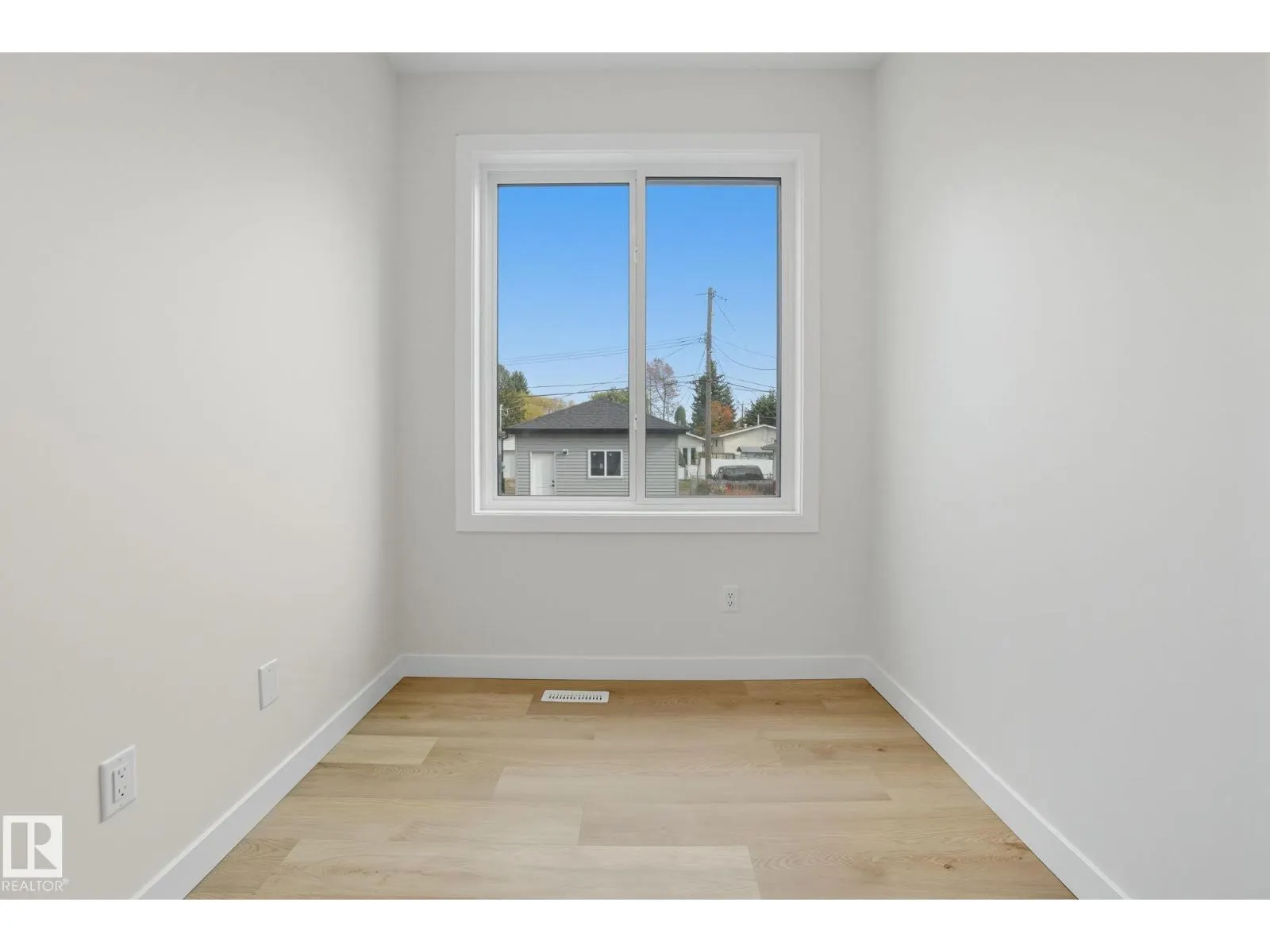 9007 153 ST NW