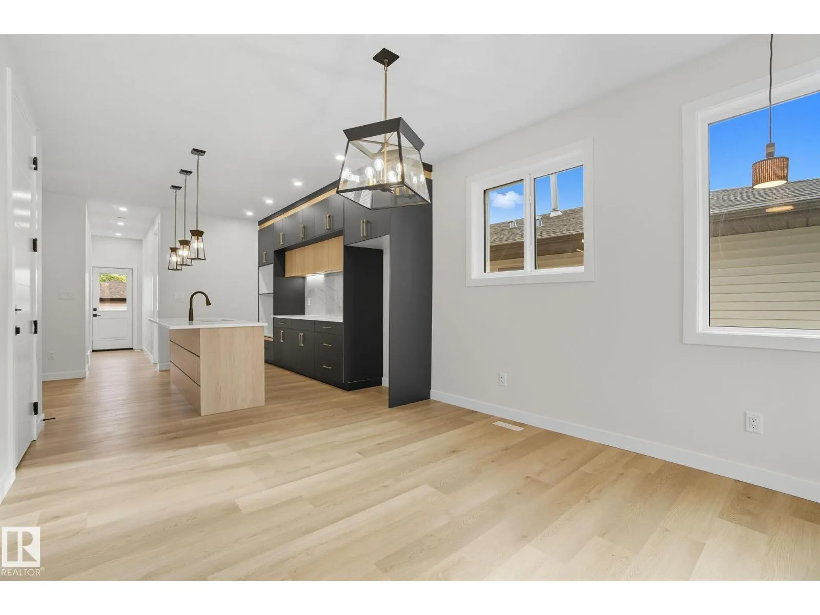 9007 153 ST NW