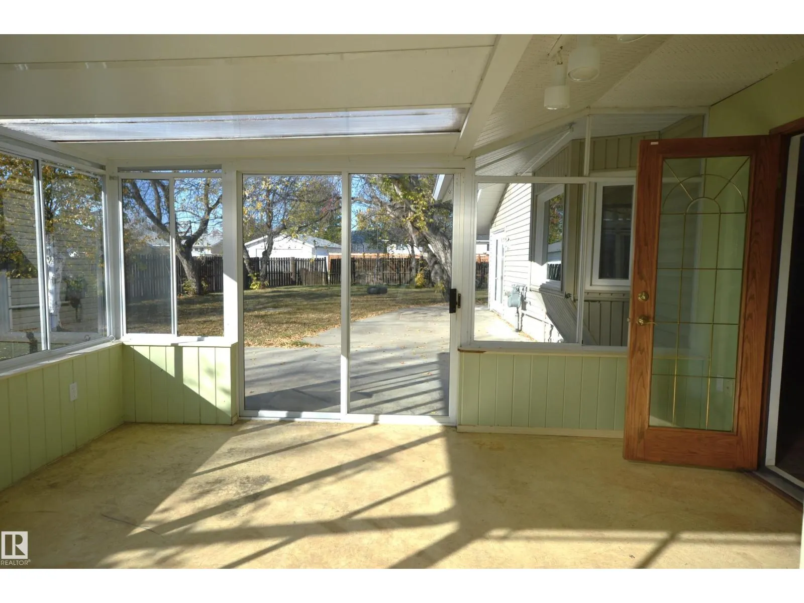 4308 44 ST
