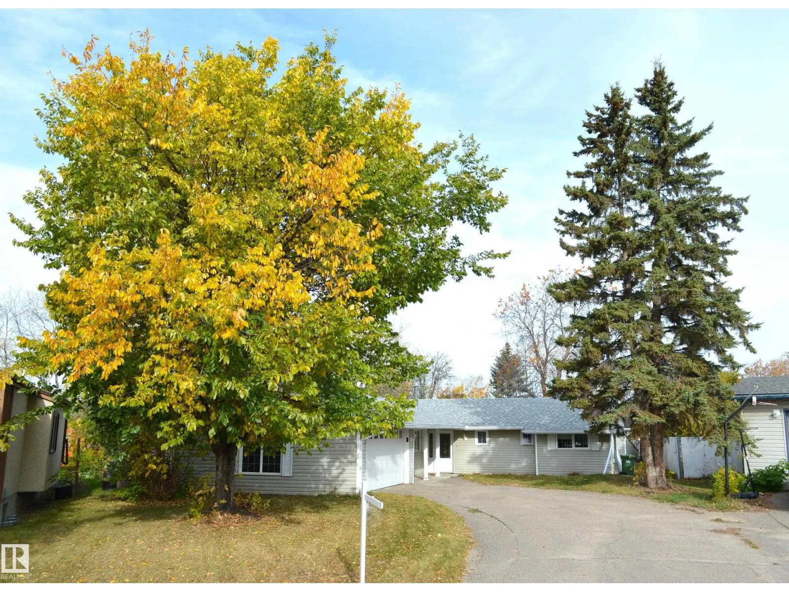 4308 44 ST