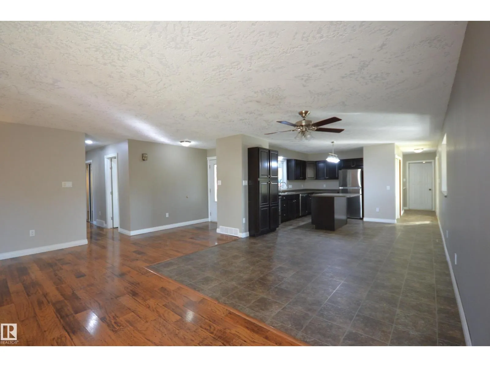 4308 44 ST
