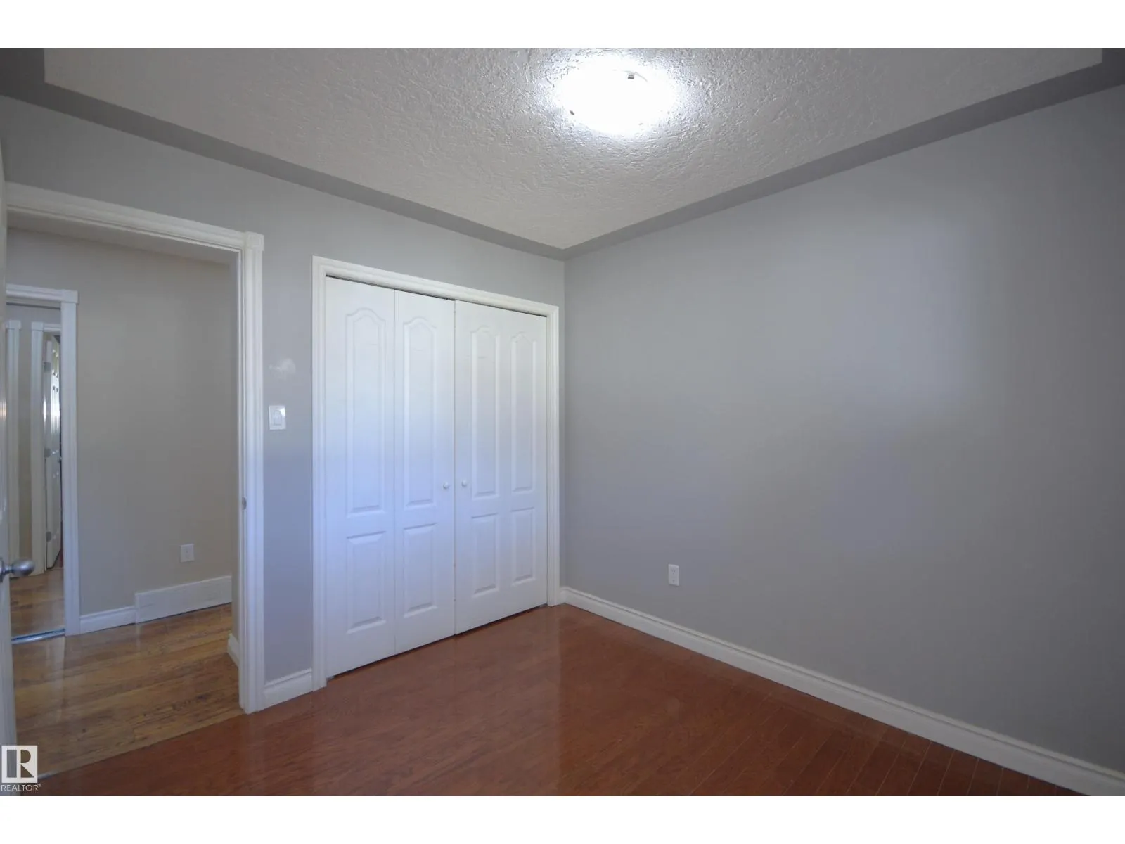 4308 44 ST