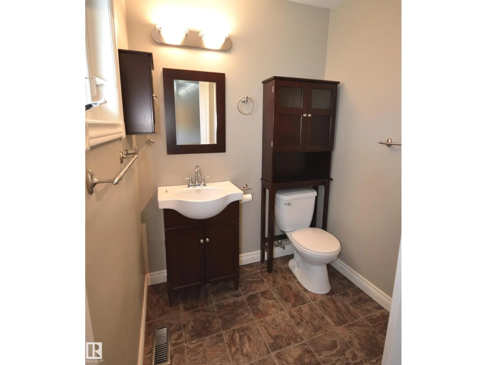 4308 44 ST