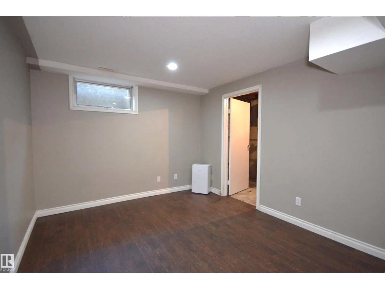 4308 44 ST