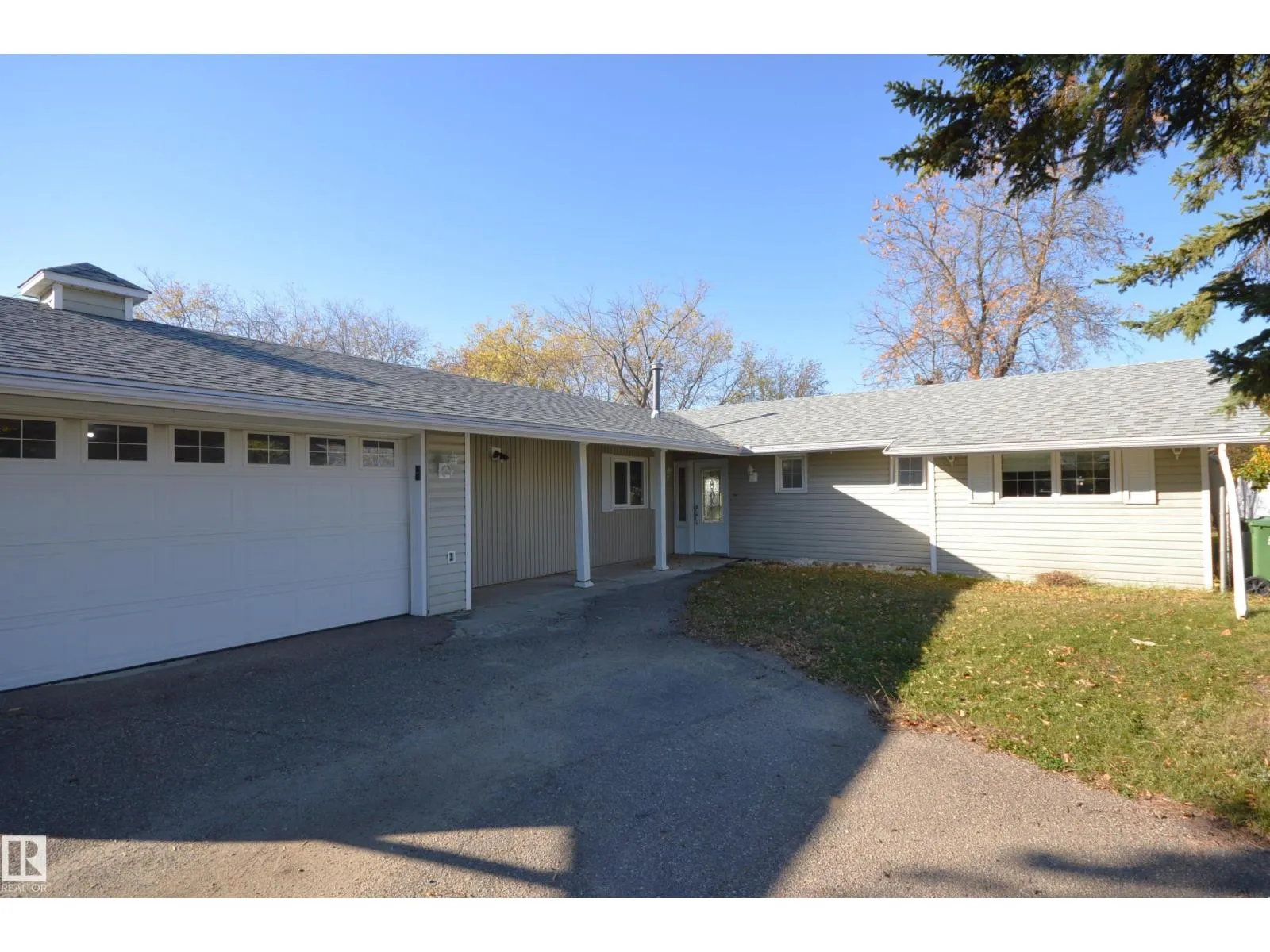 4308 44 ST