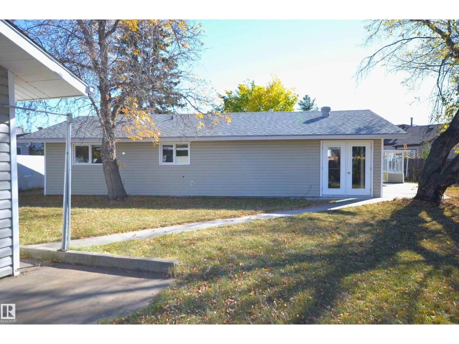 4308 44 ST