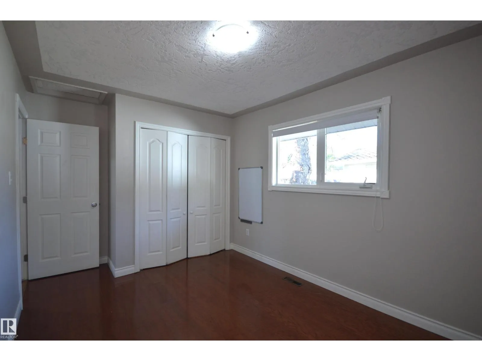 4308 44 ST
