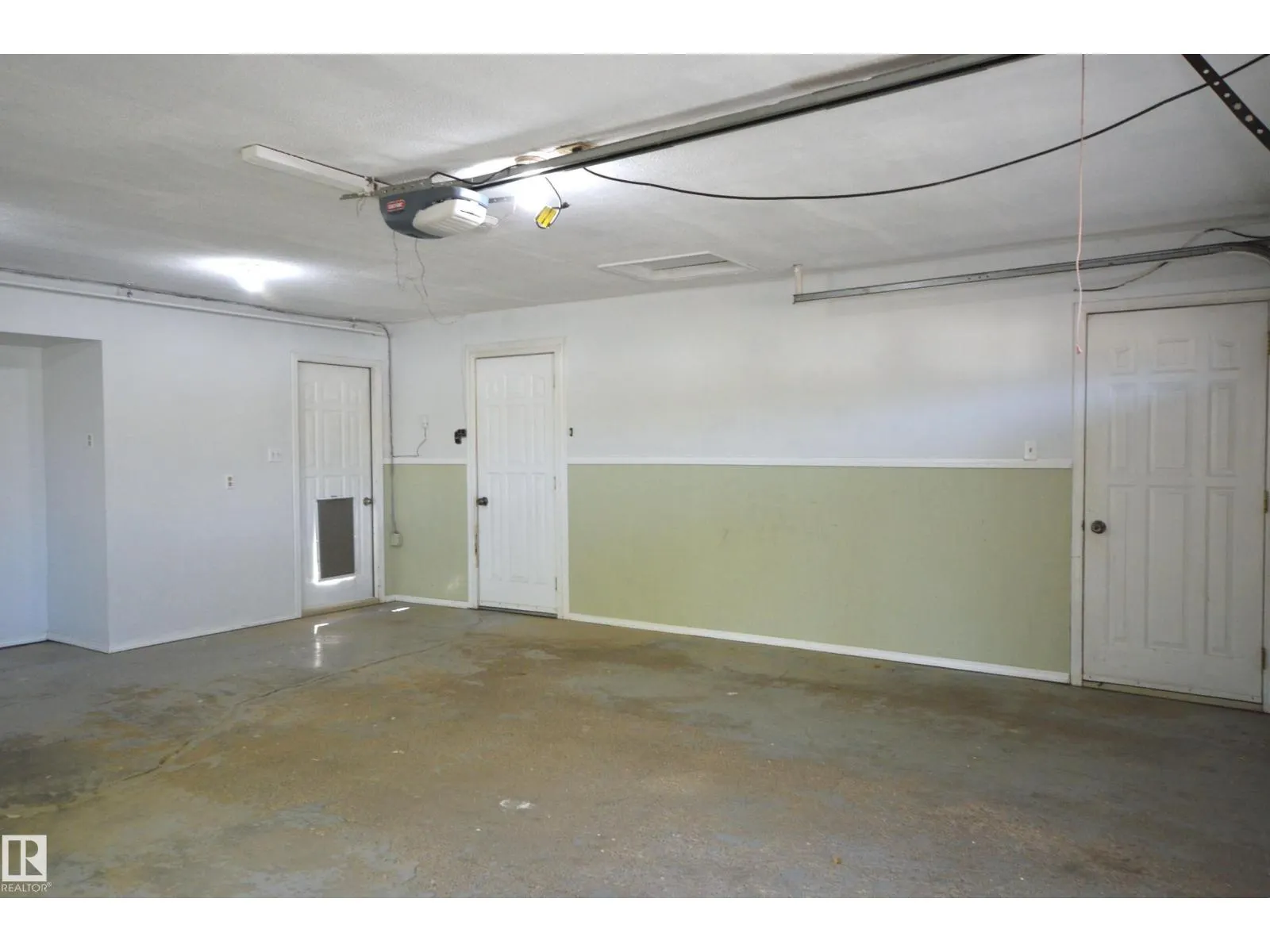 4308 44 ST
