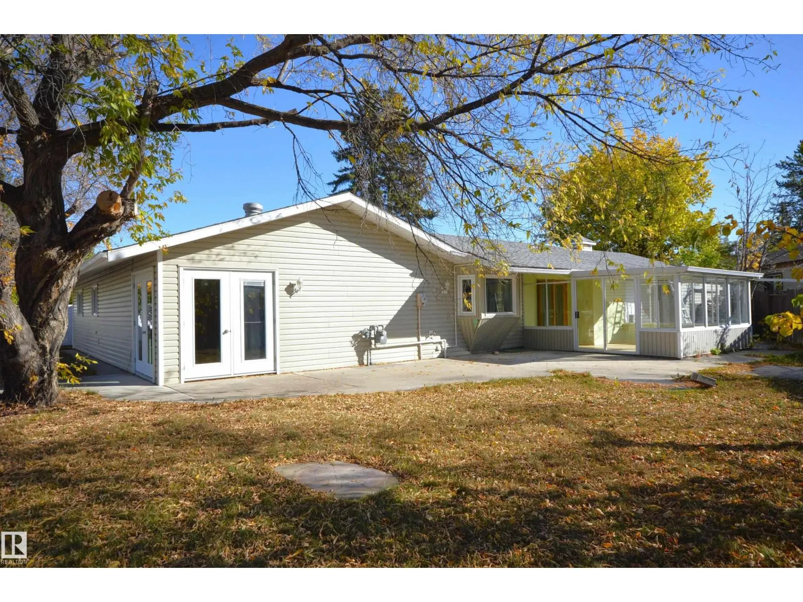 4308 44 ST