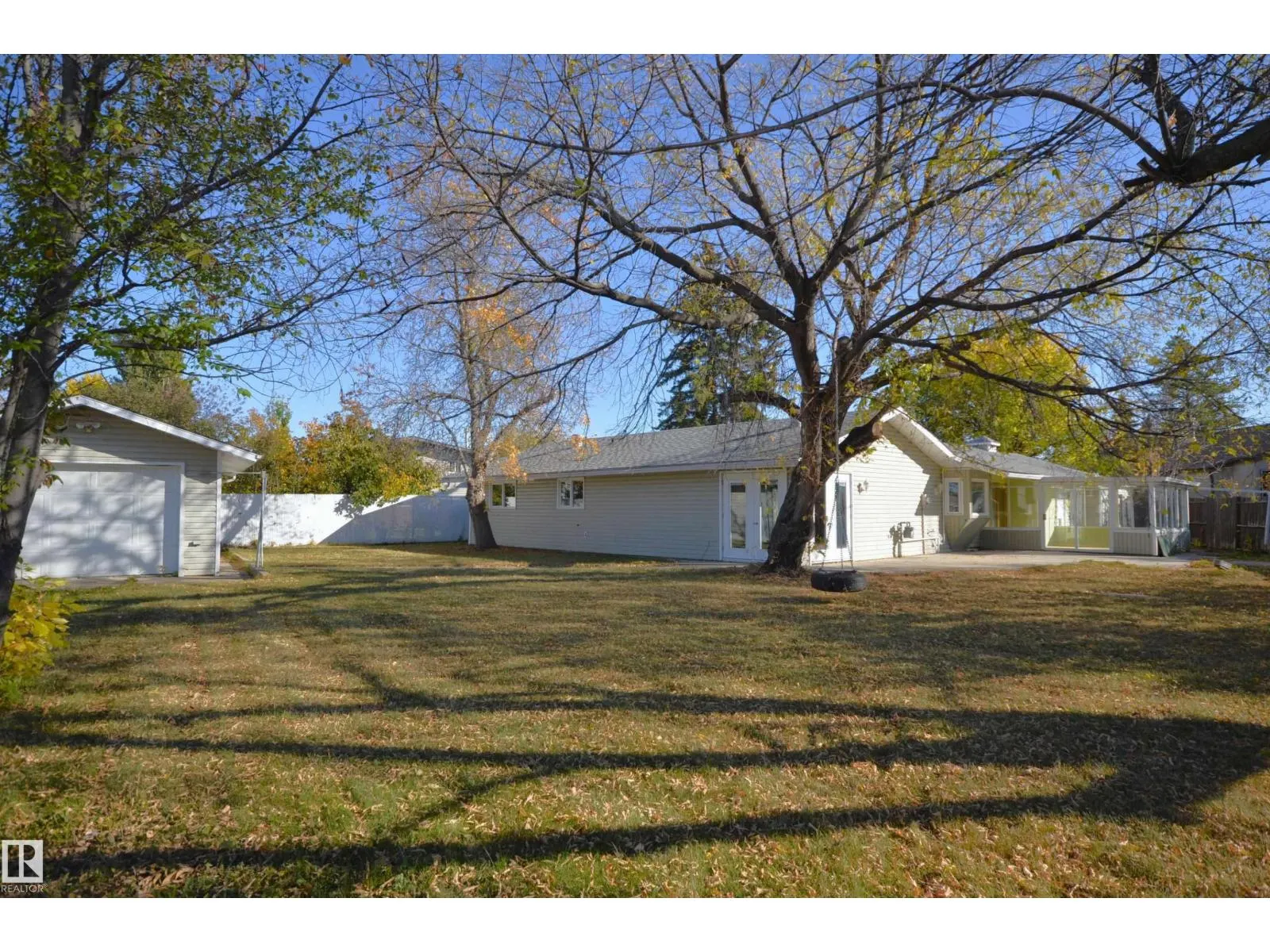 4308 44 ST