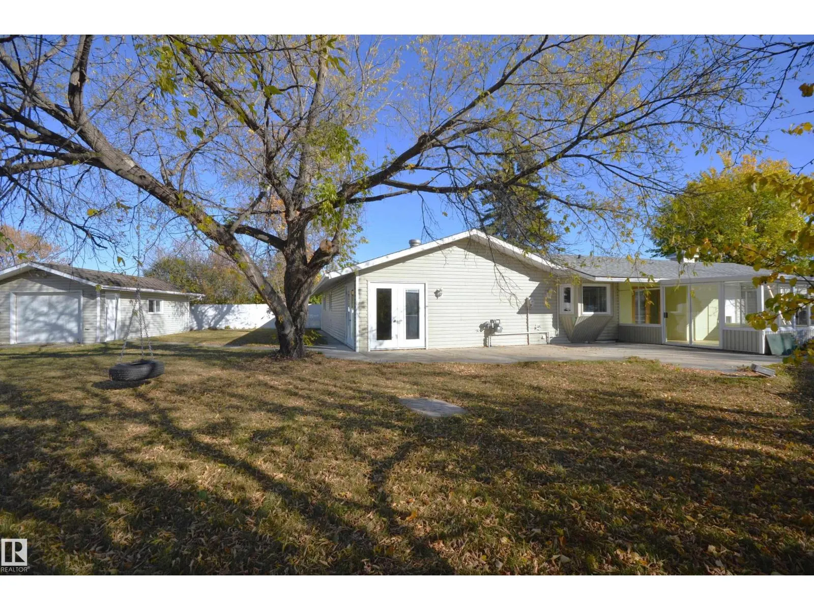 4308 44 ST