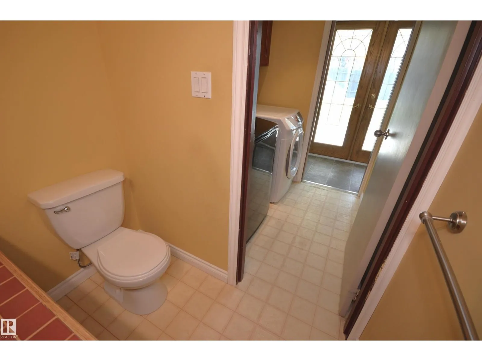 4308 44 ST