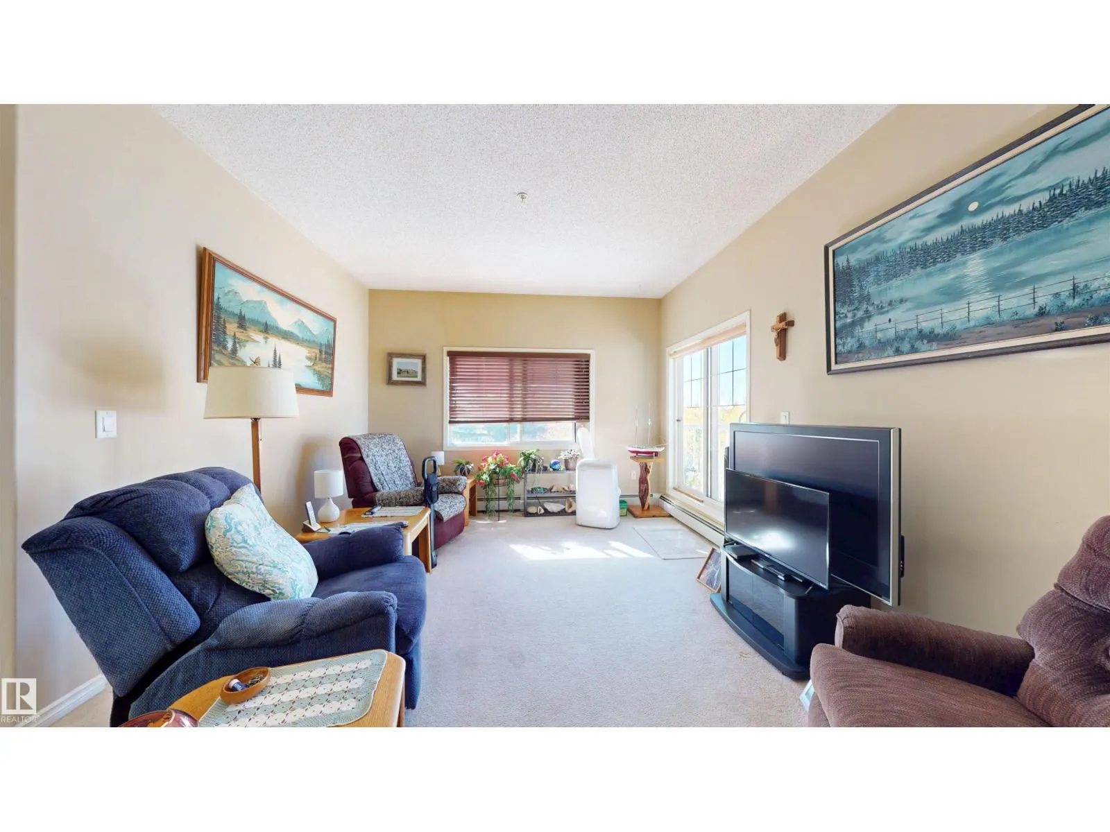 #227 16807 100 AV NW