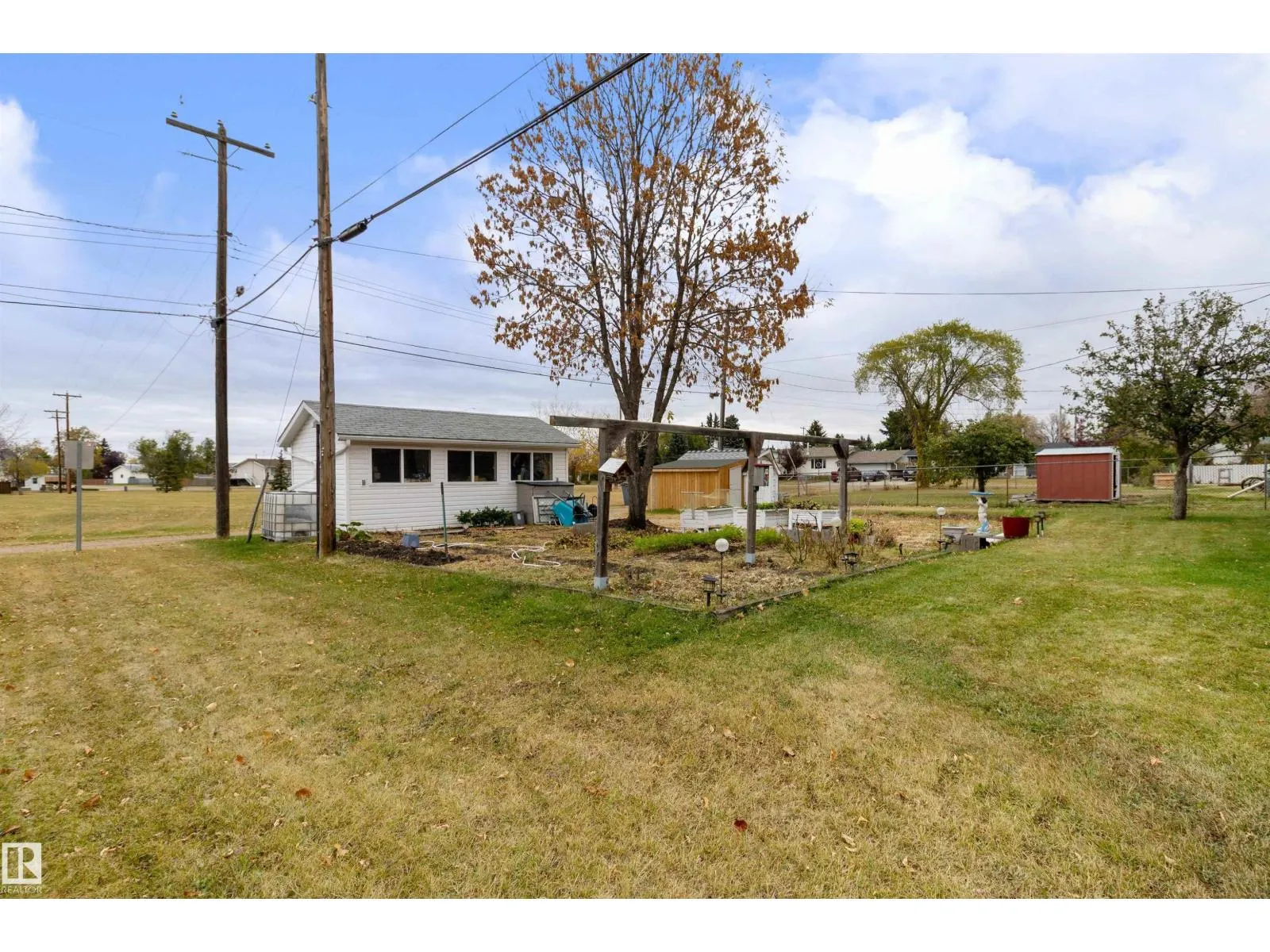 5008 56 ave