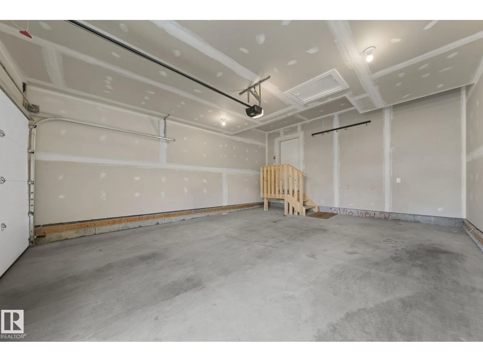 1813 COLLIP VIEW VW SW