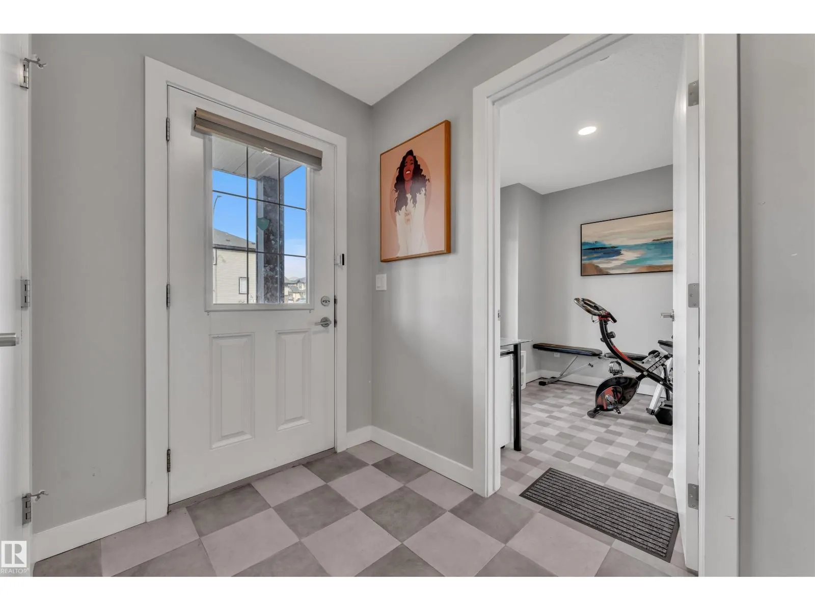3033 151 AV NW
