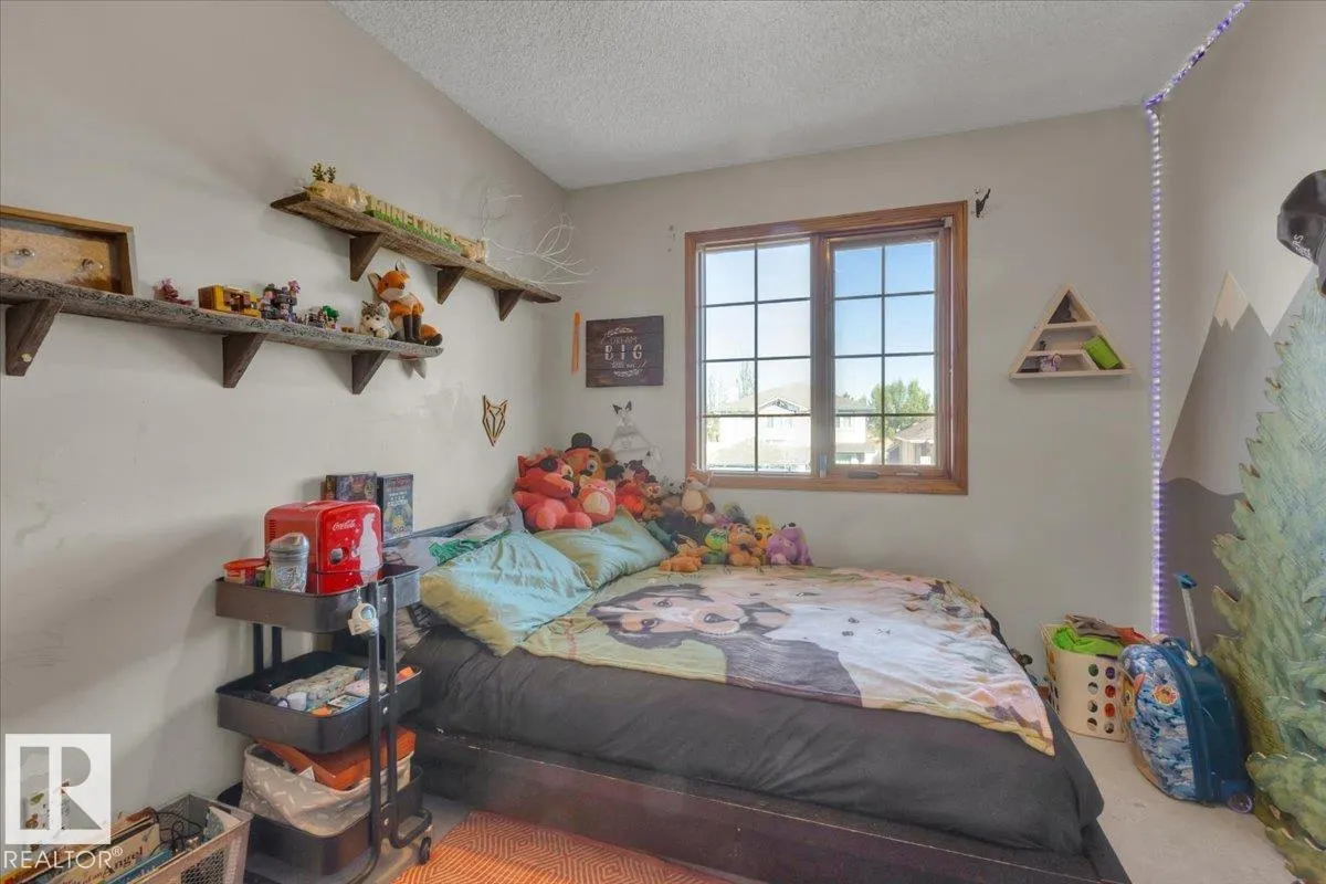 6107 159 AV NW