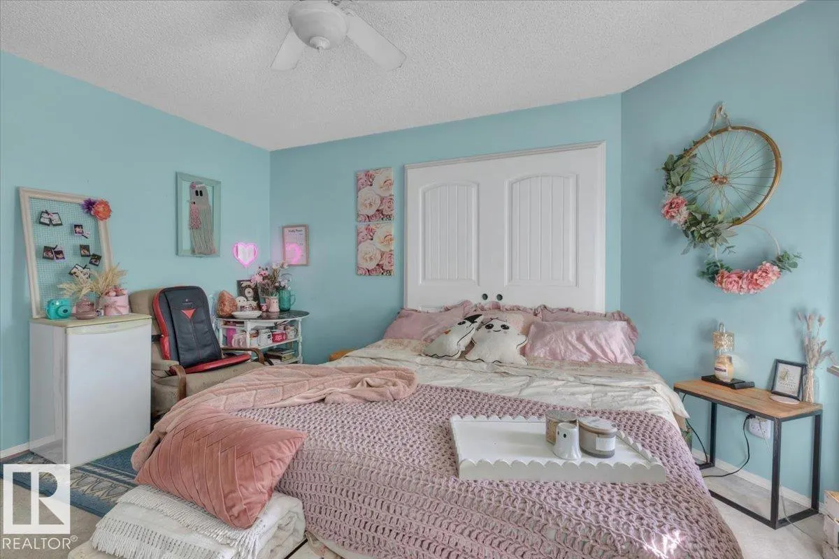 6107 159 AV NW
