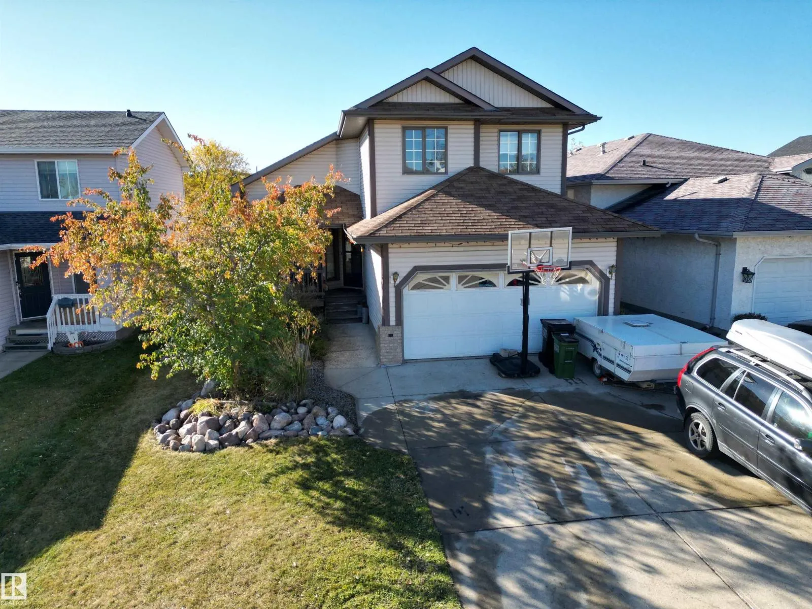 6107 159 AV NW