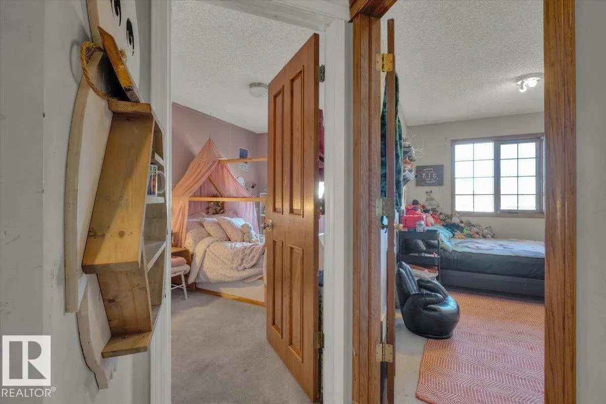 6107 159 AV NW