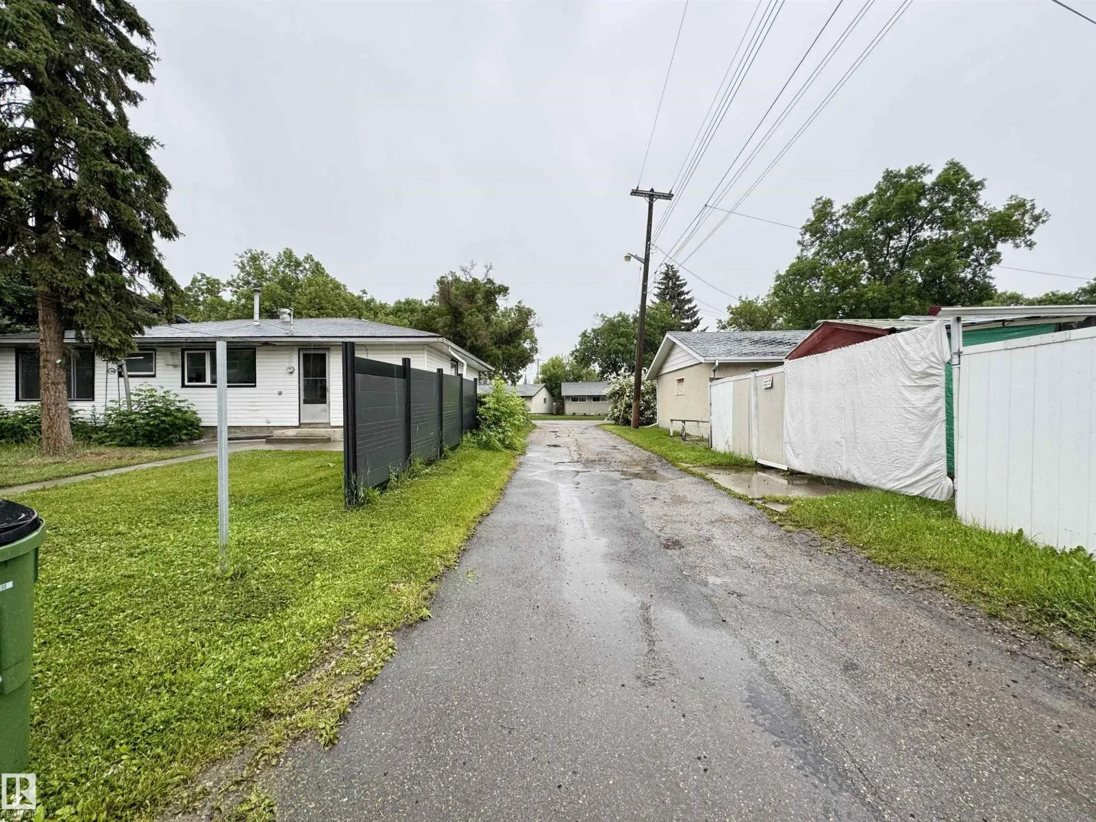 16415 106 AV NW