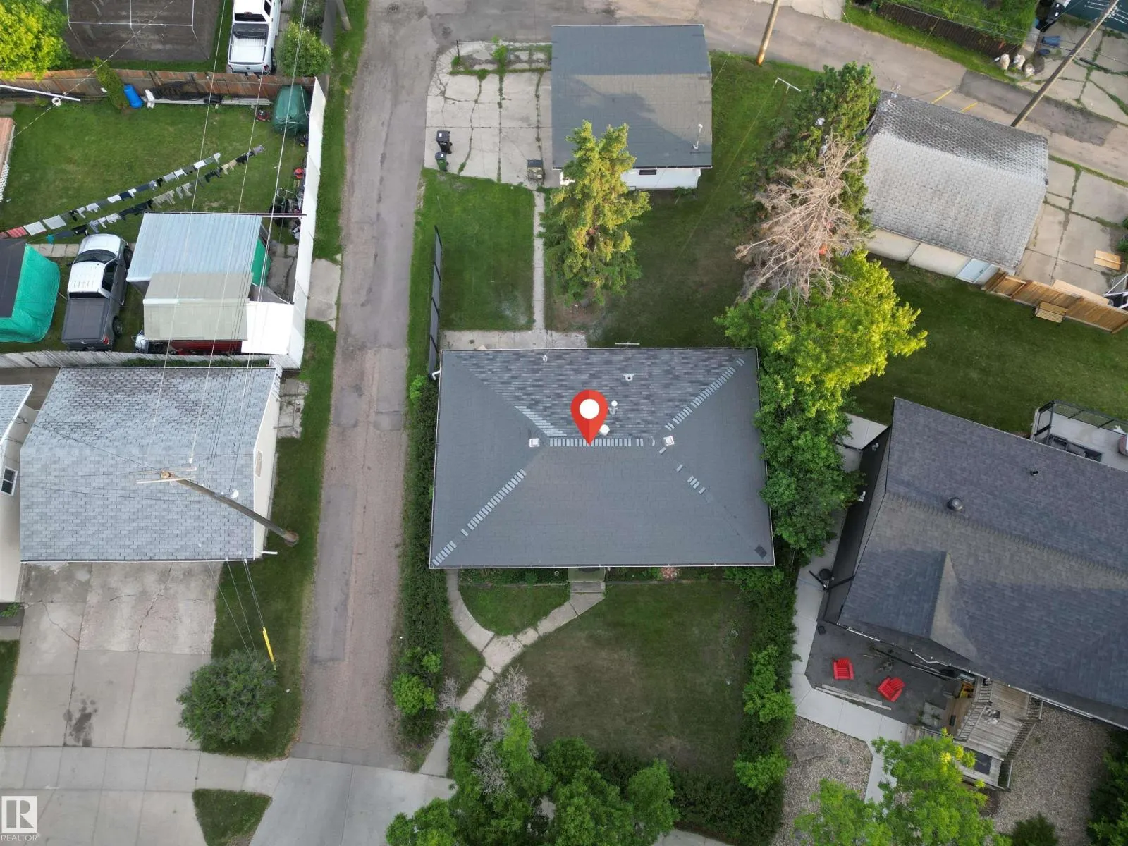16415 106 AV NW