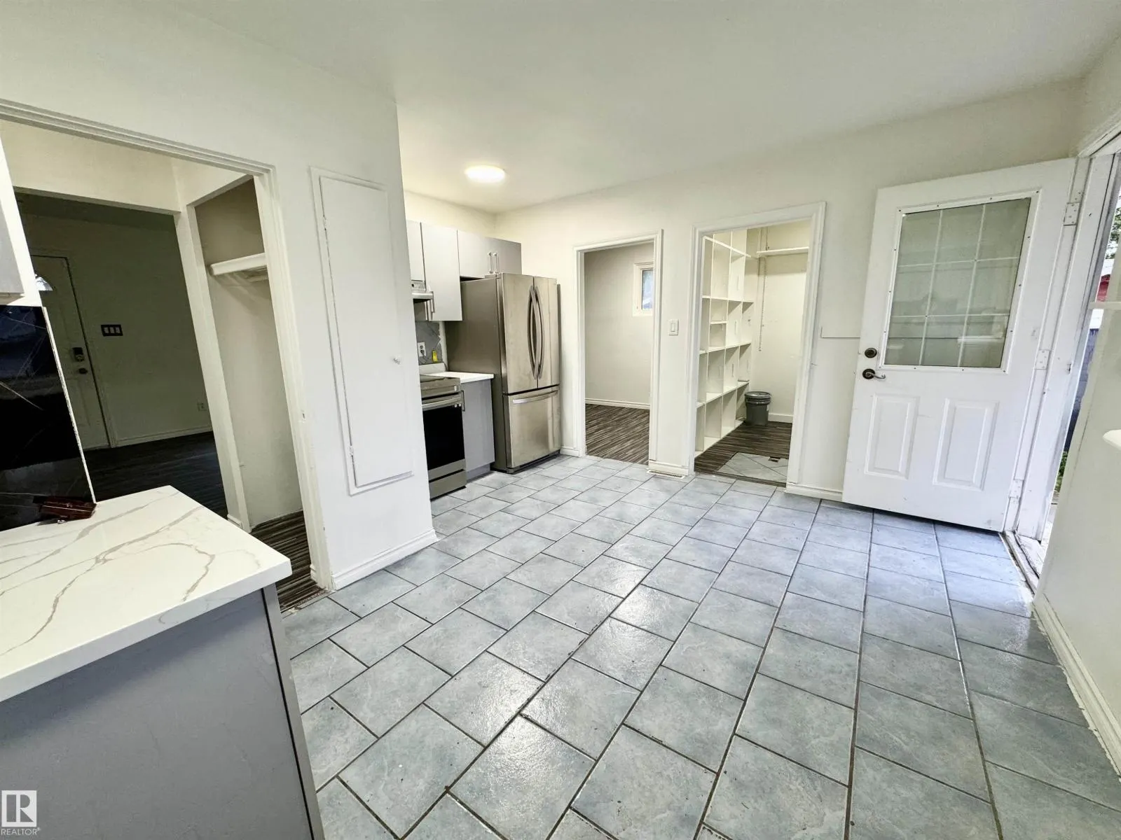16415 106 AV NW
