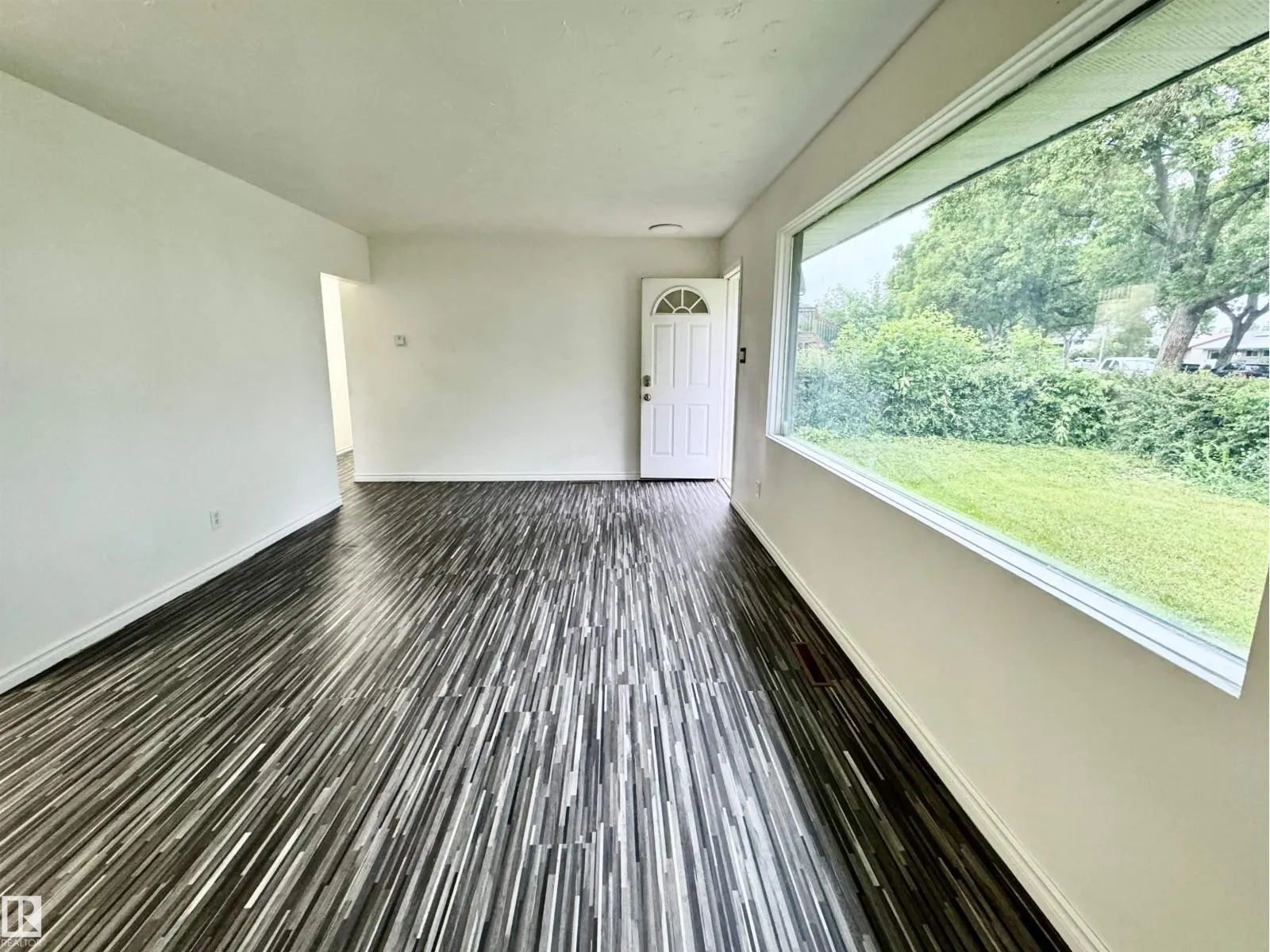 16415 106 AV NW