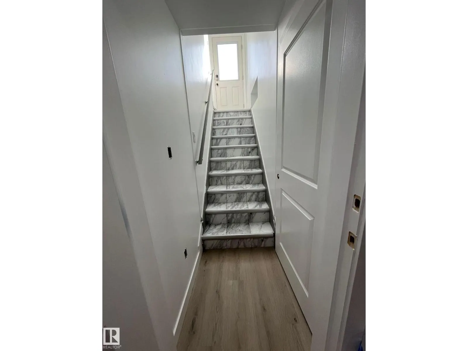 13538 127 ST NW