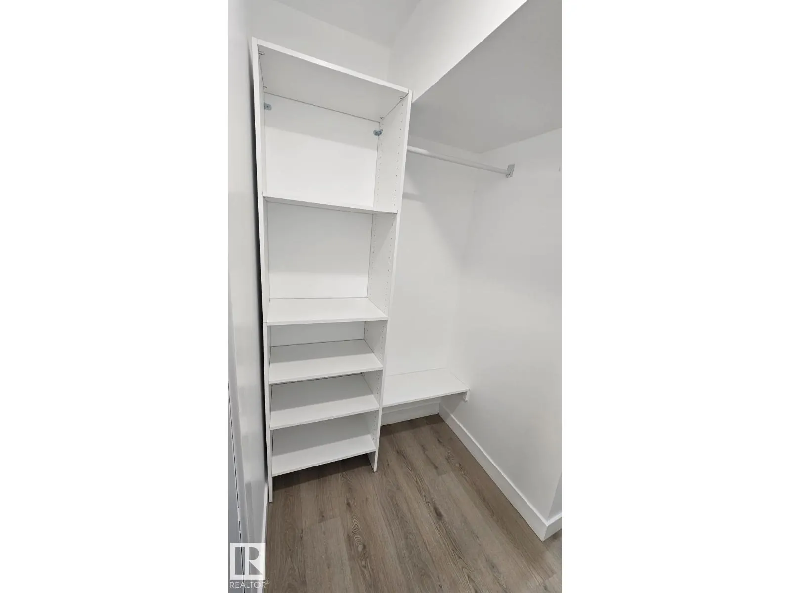 13538 127 ST NW