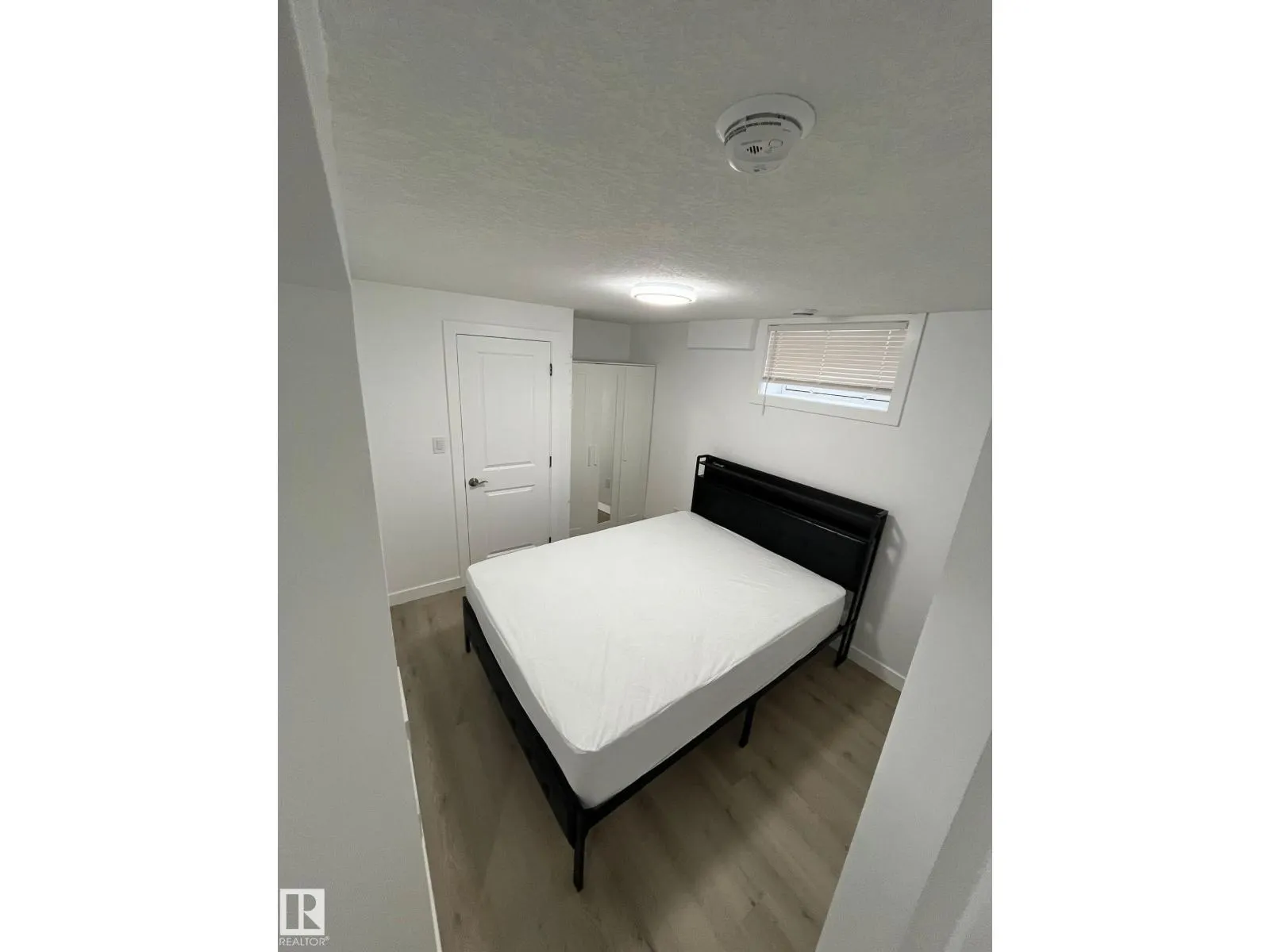 13538 127 ST NW