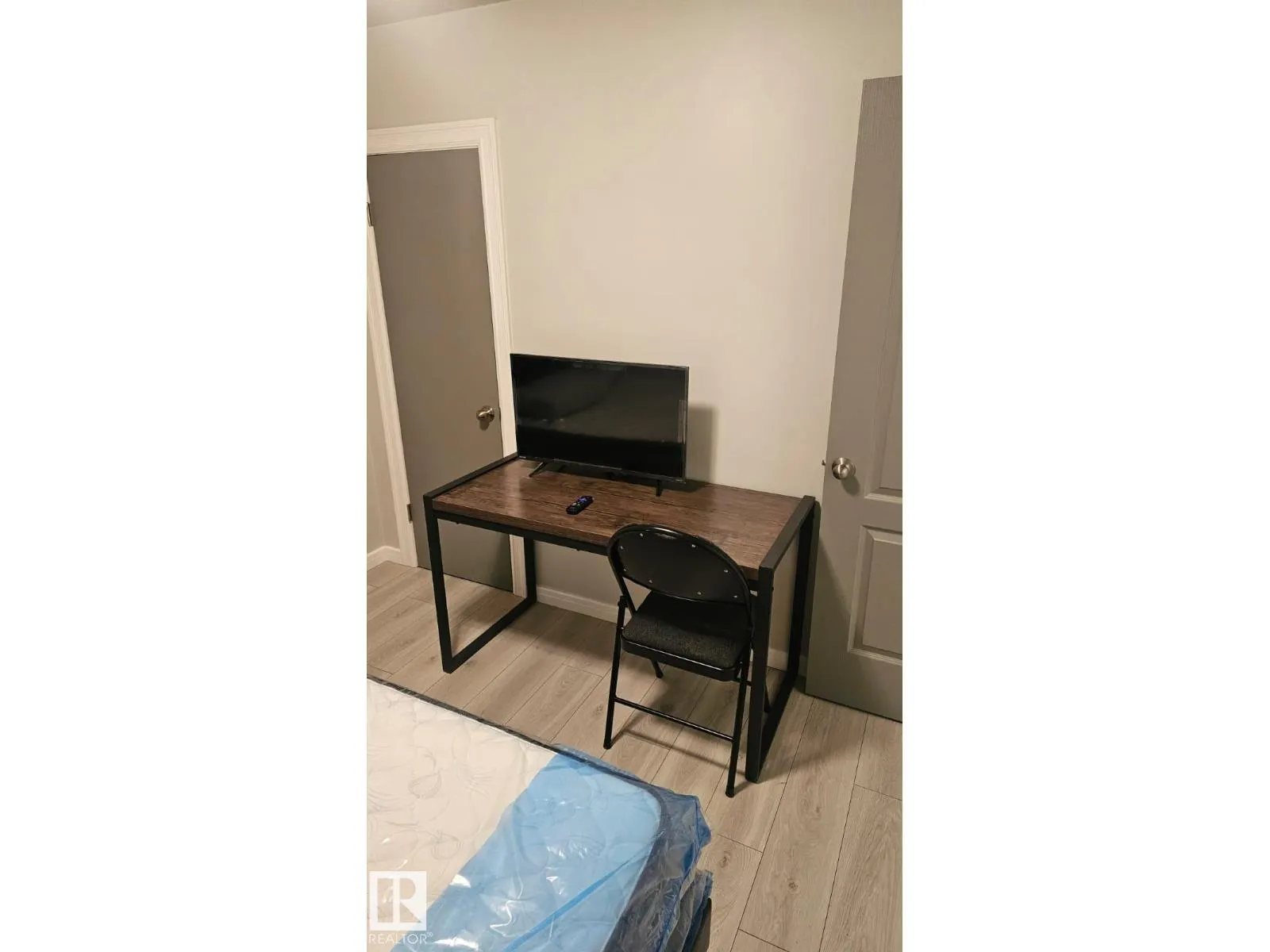 13538 127 ST NW