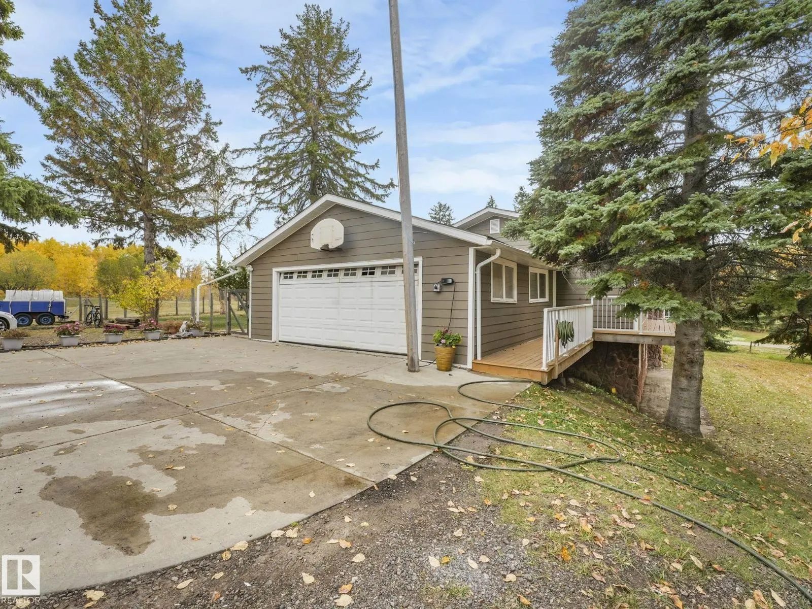 #37 52249 range road 233