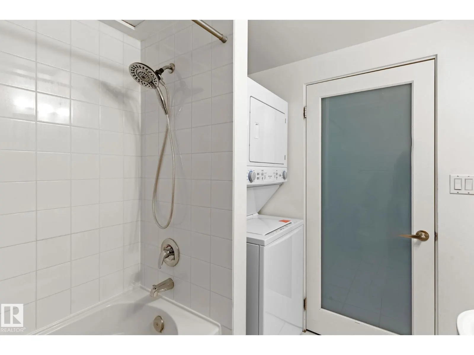 #213 10309 107 ST NW
