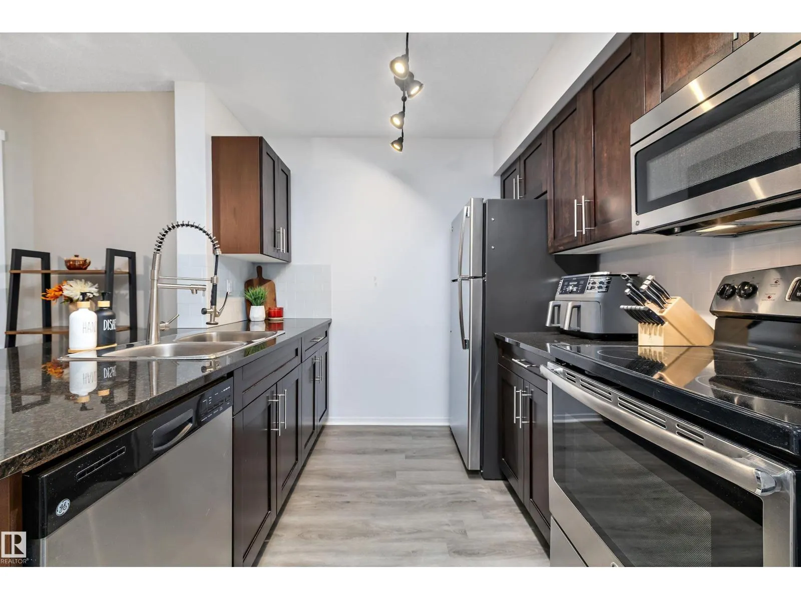#116 18126 77 ST NW