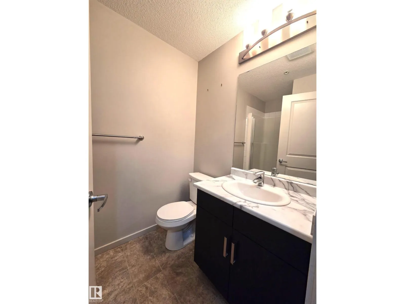 #332 390 WINDERMERE RD NW