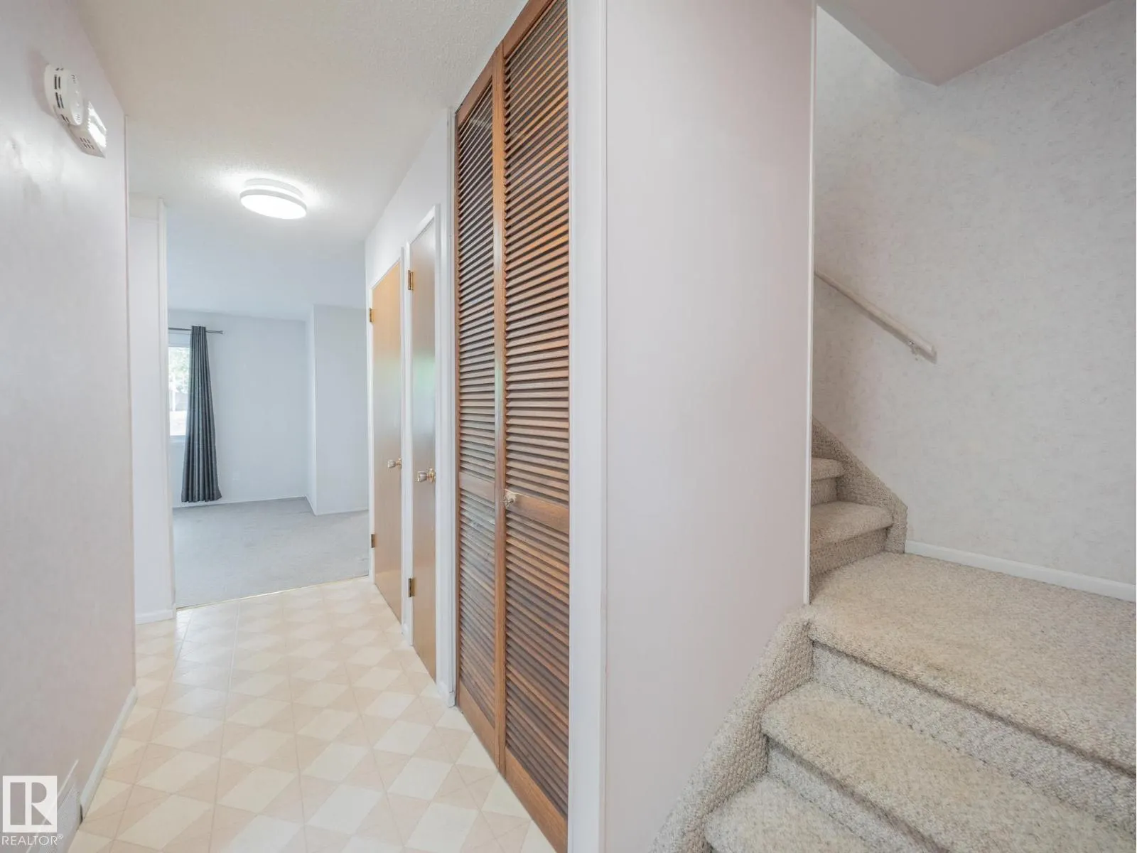 14315 58 ST NW
