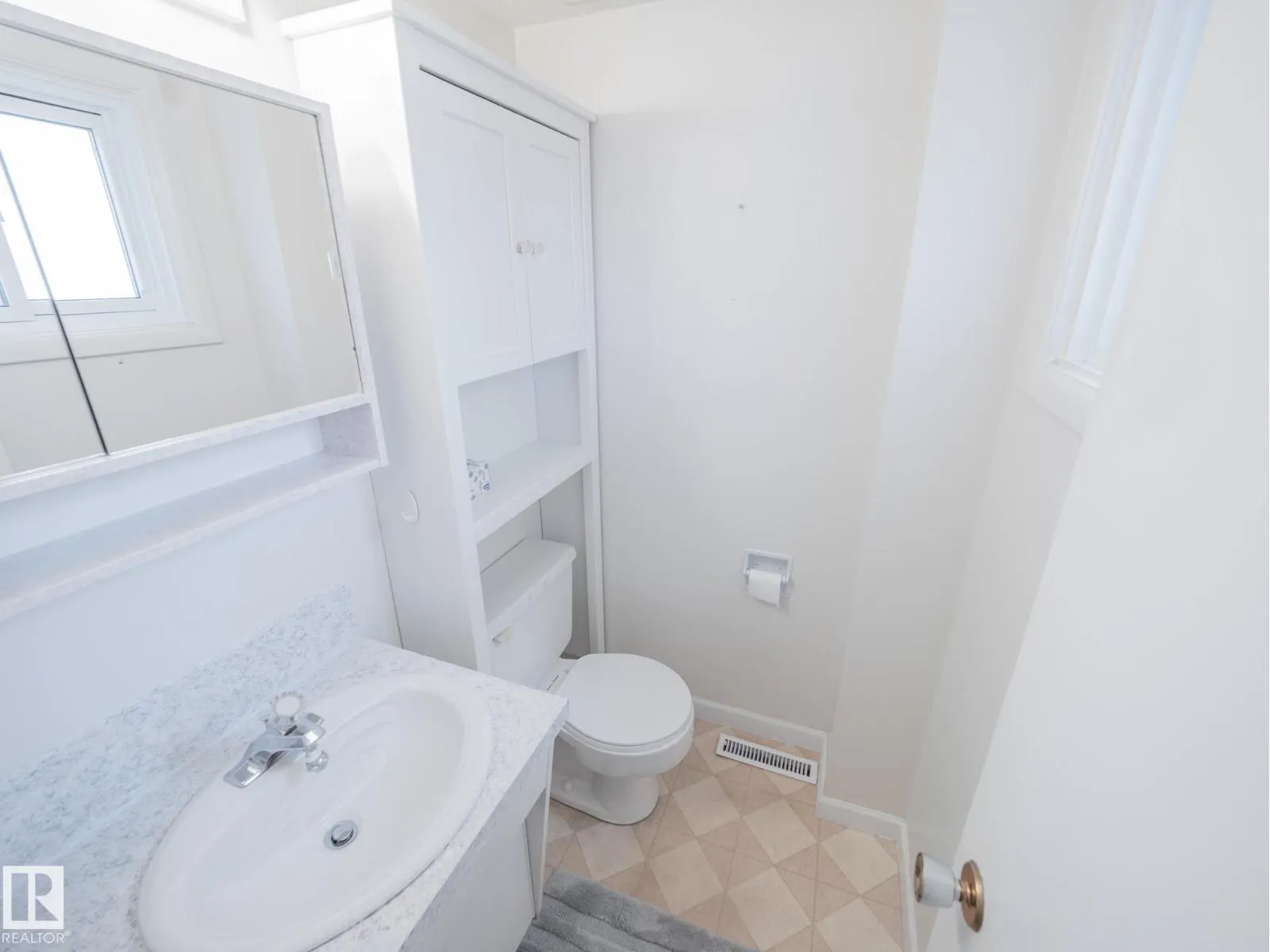 14315 58 ST NW