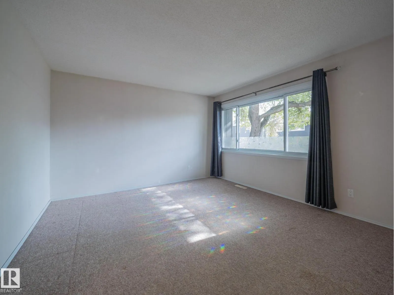 14315 58 ST NW