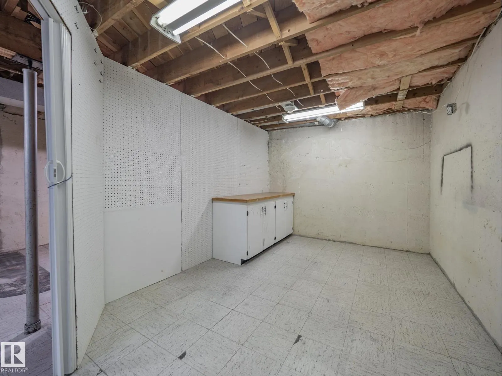 14315 58 ST NW