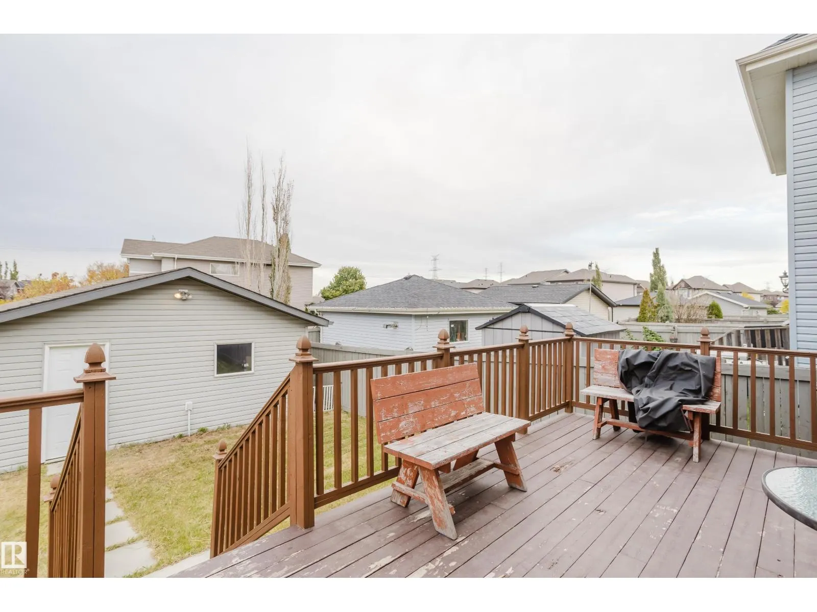 6028 3 AV SW