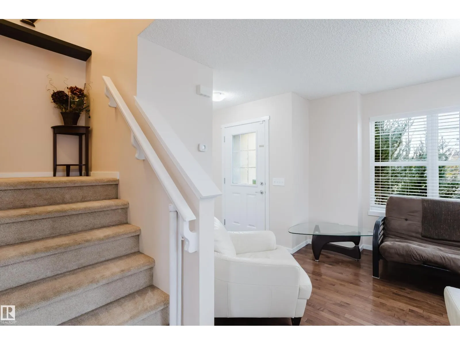 6028 3 AV SW