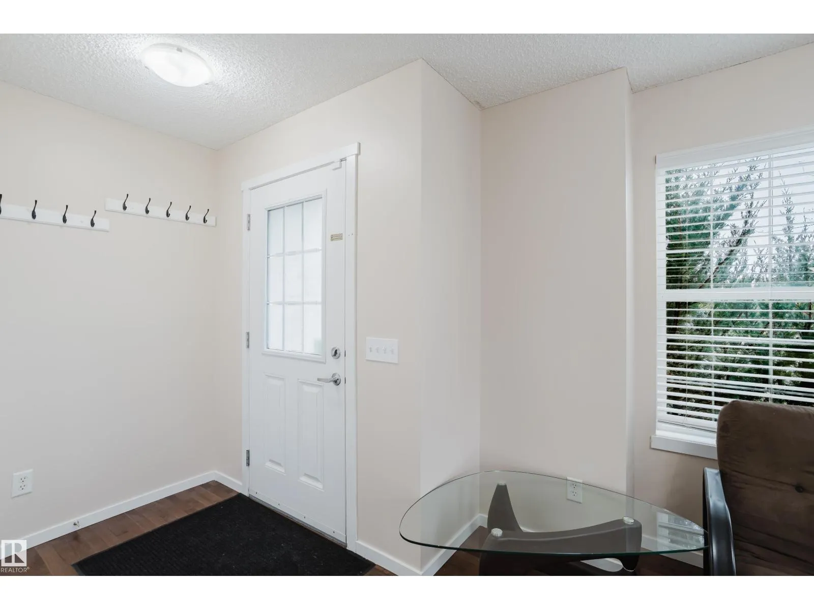 6028 3 AV SW